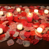 Romance 2500, Artificial Rose Petals + candles